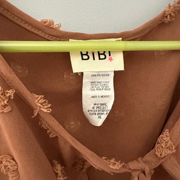 BiBi Rust Textured Blouse - Picture 2 of 6